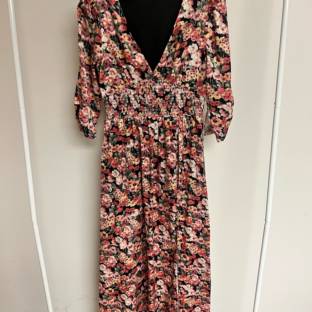 Floral V-Neck Maxi Dress